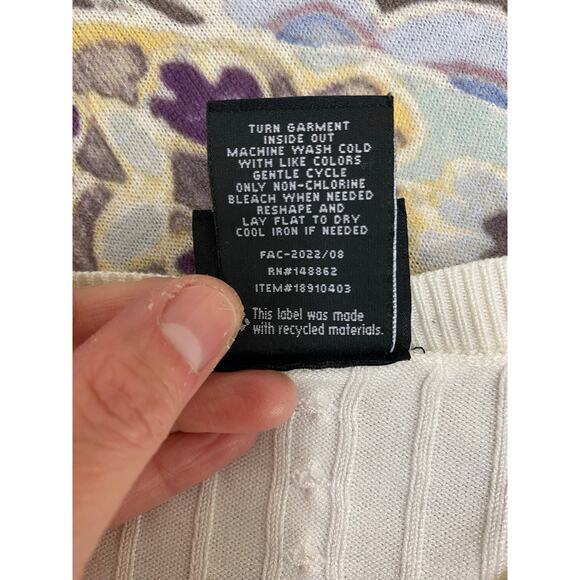 Disney Size 3 Cream Rayon Nylon Blend Mickey Mouse Crew Neck Pullover Sweater - Picture 7 of 7